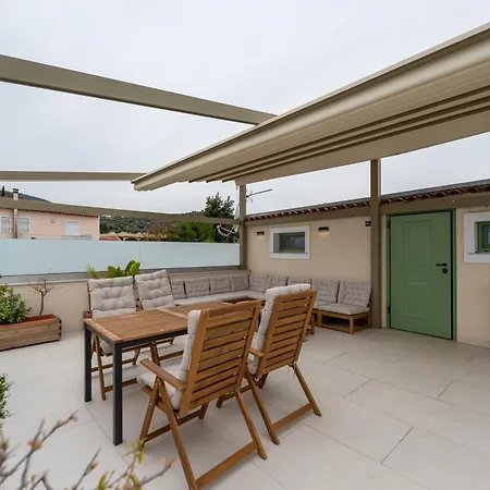 Deluxe 6, With Rooftop Terrace And Breathtaking Views Apartment *